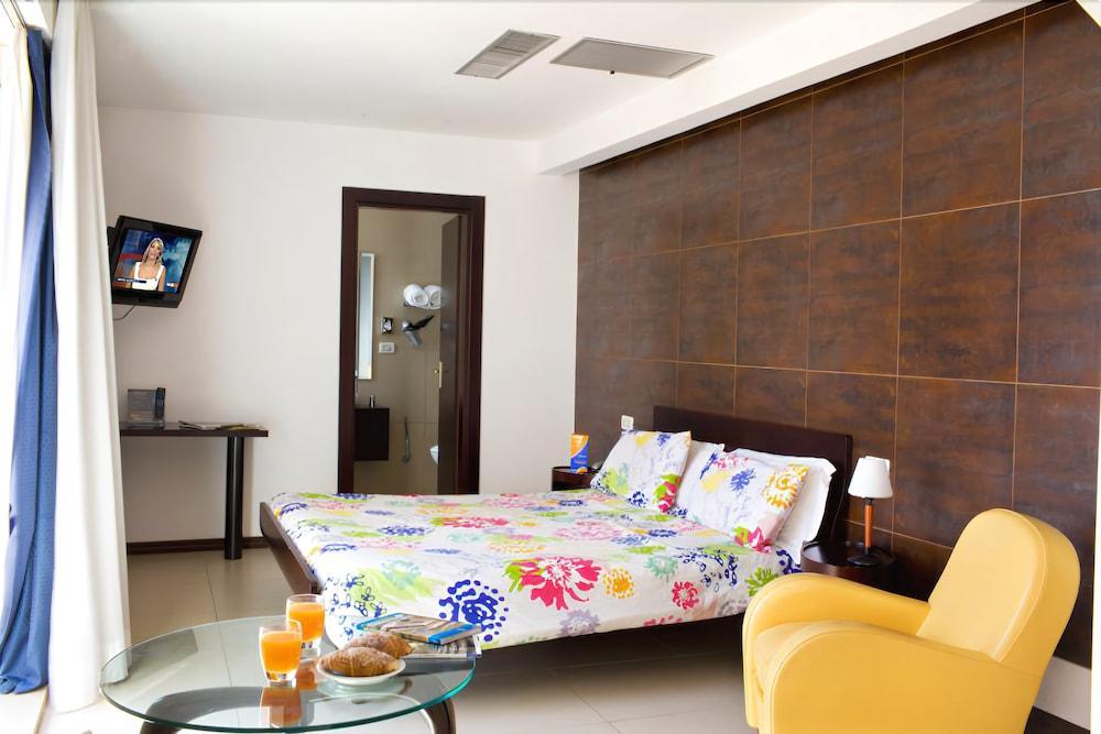 Mediterranea Hotel & Convention Center Salerno Luaran gambar