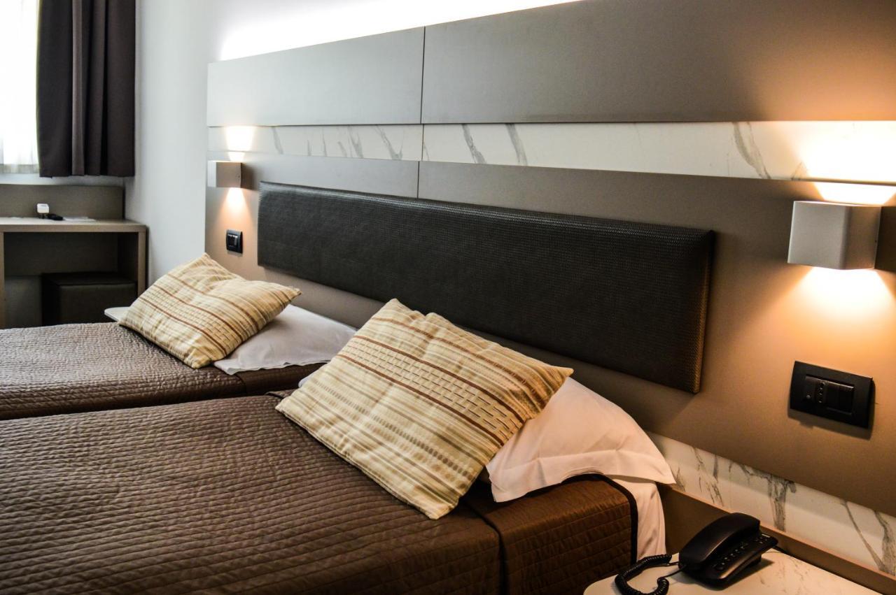 Mediterranea Hotel & Convention Center Salerno Luaran gambar