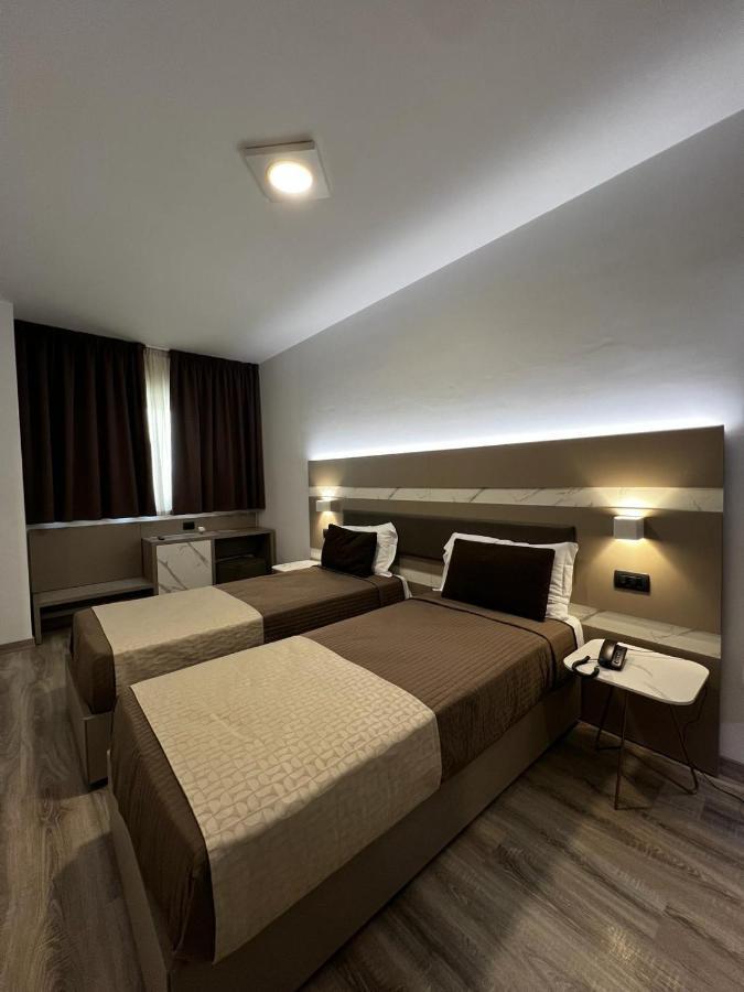 Mediterranea Hotel & Convention Center Salerno Luaran gambar