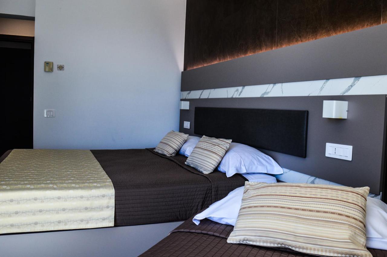 Mediterranea Hotel & Convention Center Salerno Luaran gambar