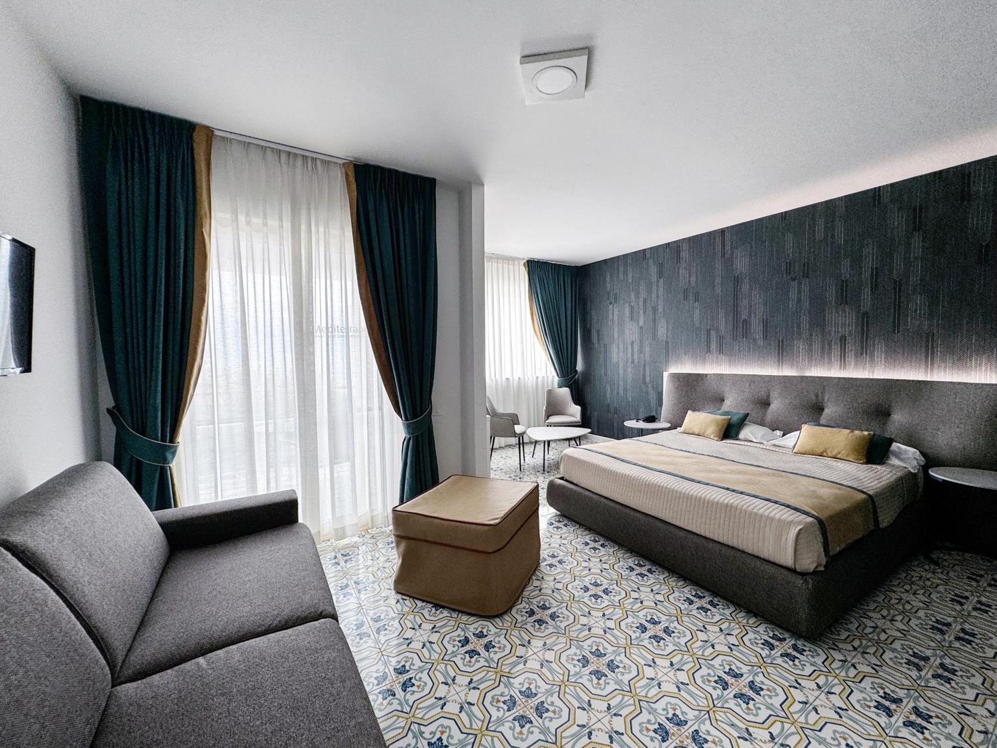 Mediterranea Hotel & Convention Center Salerno Luaran gambar