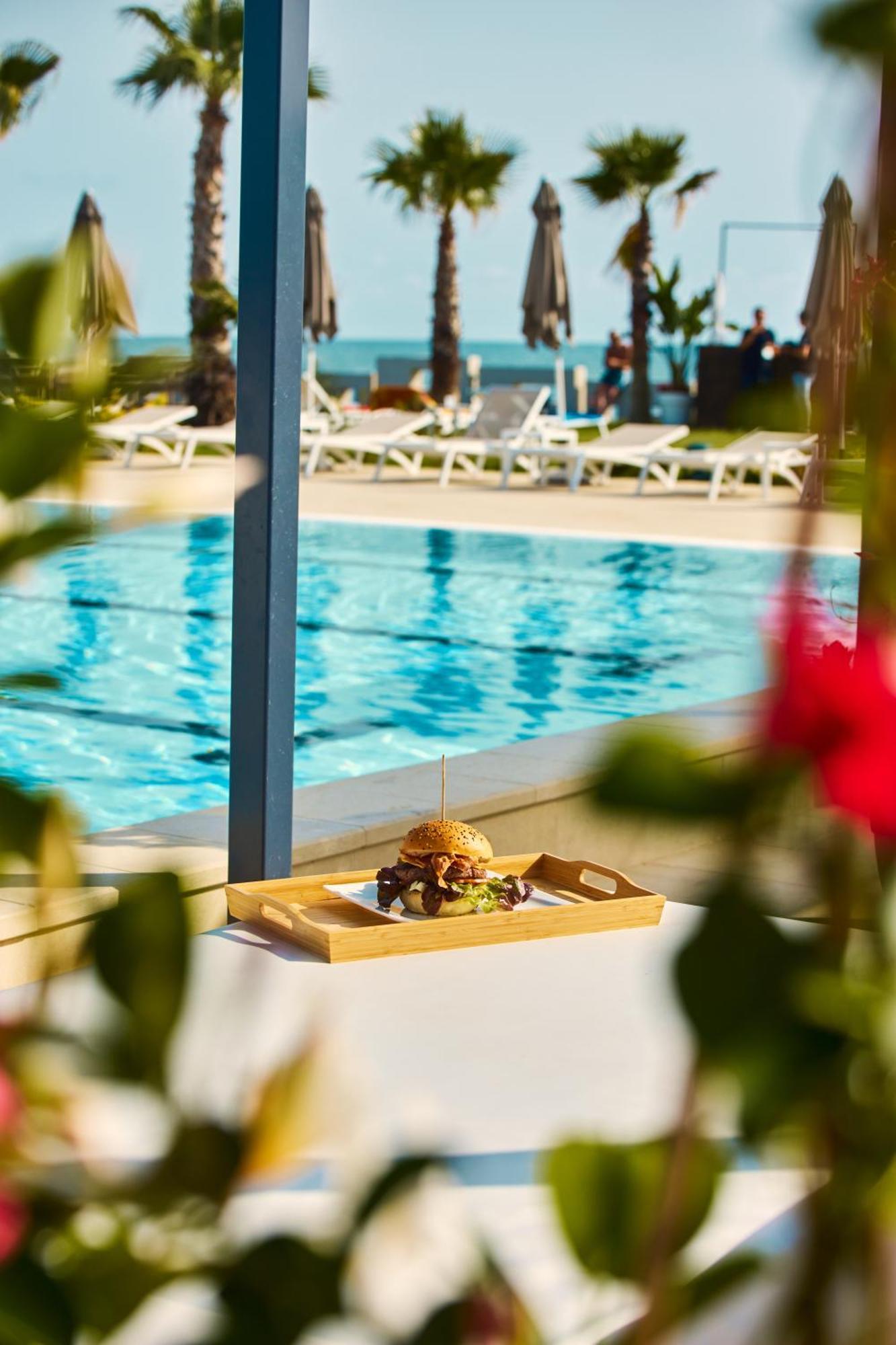 Mediterranea Hotel & Convention Center Salerno Luaran gambar