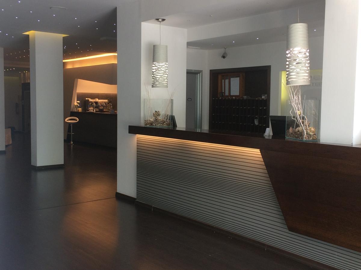Mediterranea Hotel & Convention Center Salerno Luaran gambar